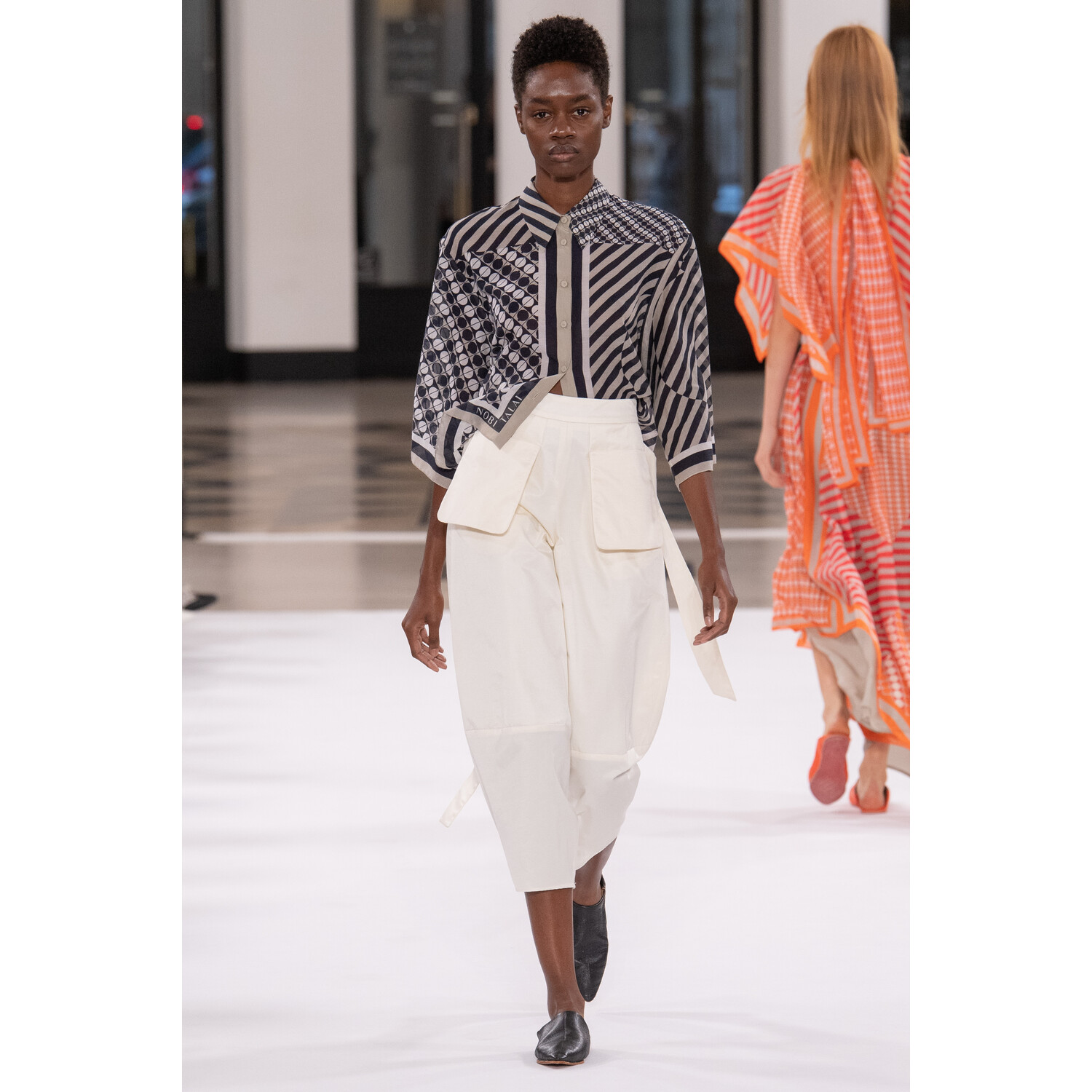 Фото Nobi Talai Spring 2019 PFW / Nobi Talai весна-лето 2019 Неделя моды в Париже